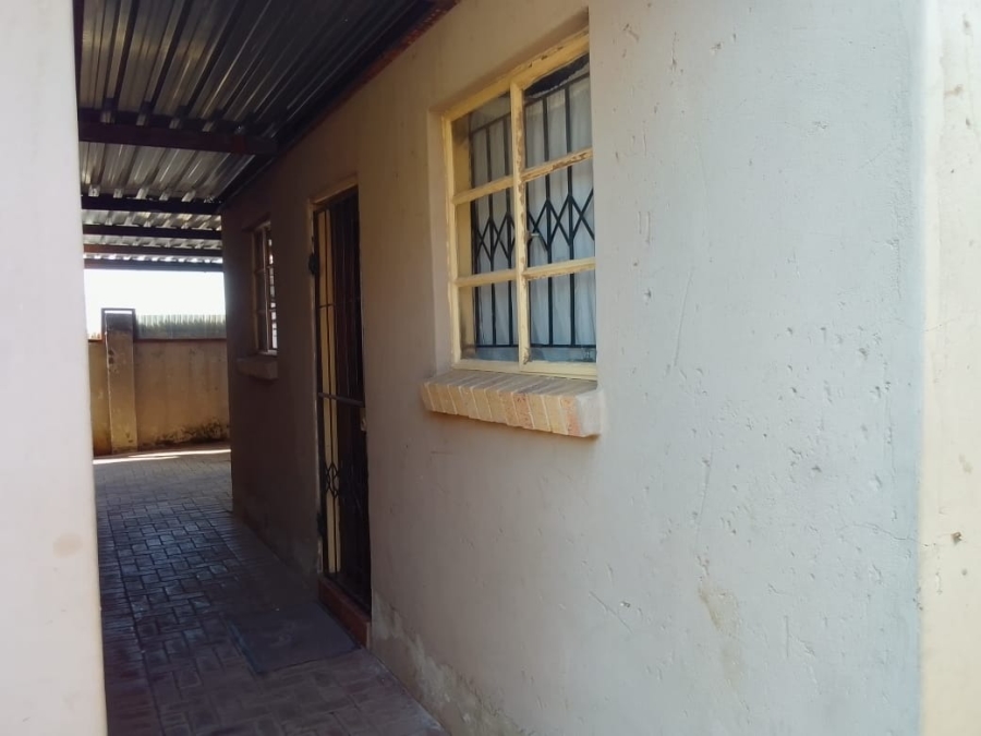To Let 3 Bedroom Property for Rent in Boitekong North West